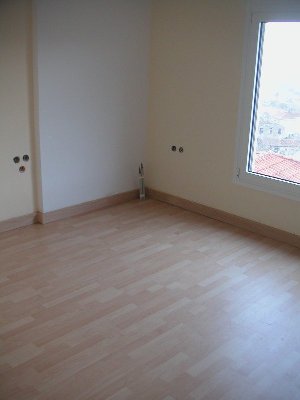 Laminate floor